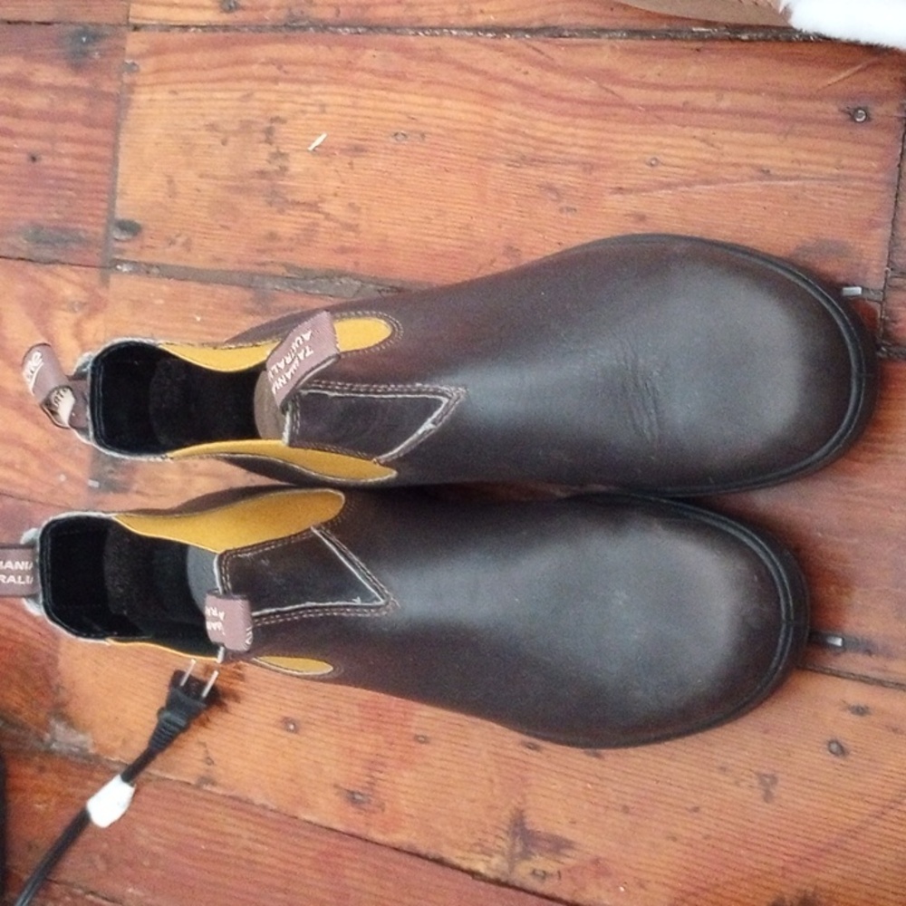 Blundstone 9.5uk /10.5 usa boots colored elastic side in Brown 1919